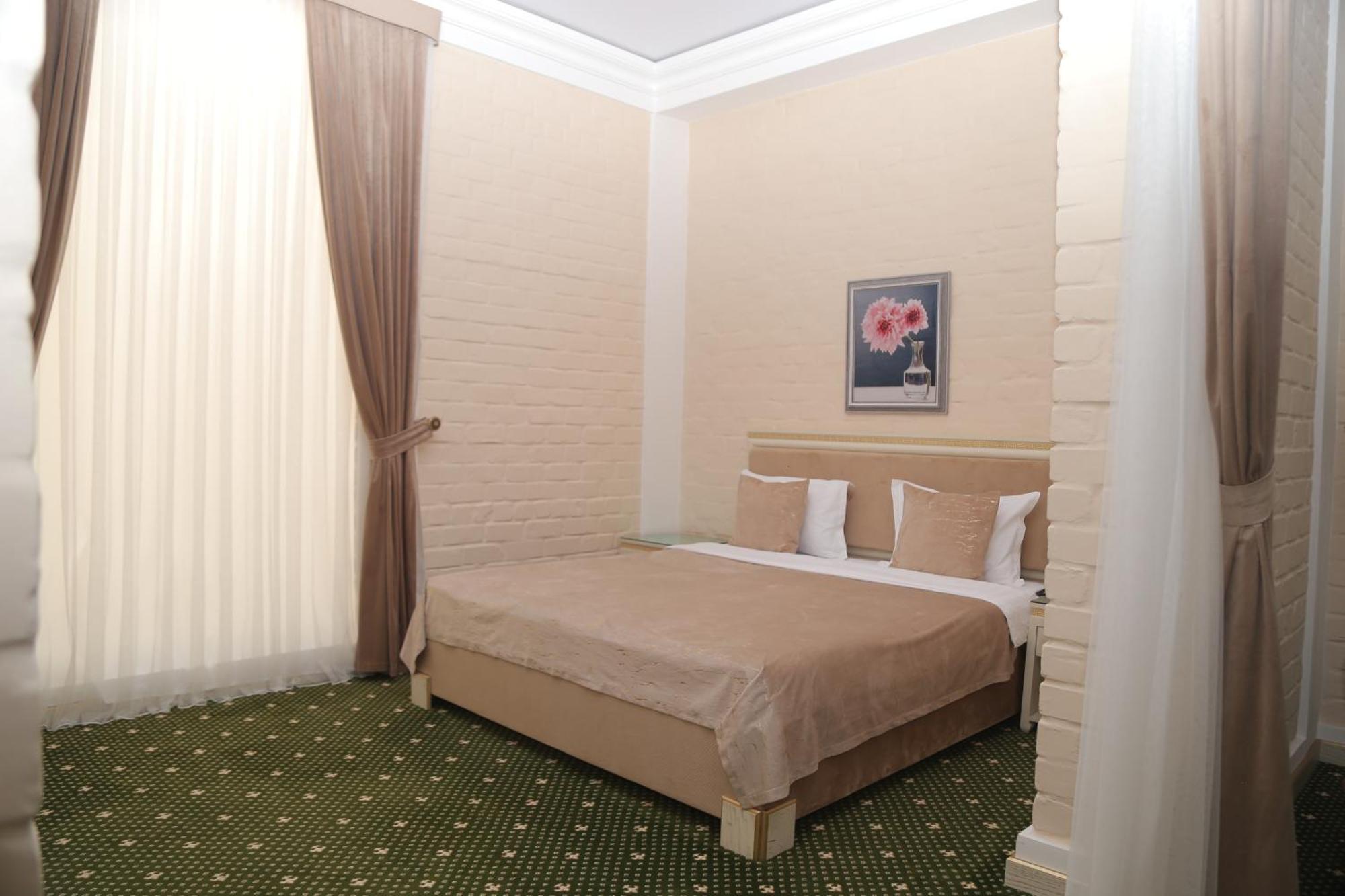 Bek Plus Hotel Takchilik Dış mekan fotoğraf