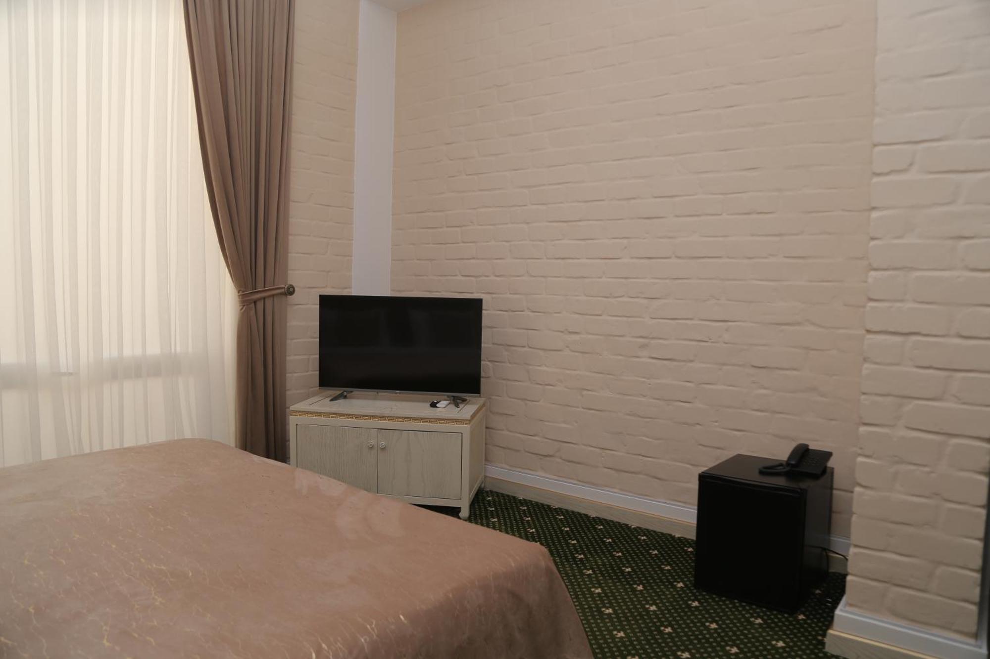 Bek Plus Hotel Takchilik Dış mekan fotoğraf